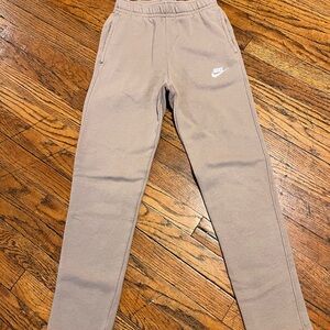 Nike Men Beige Joggers